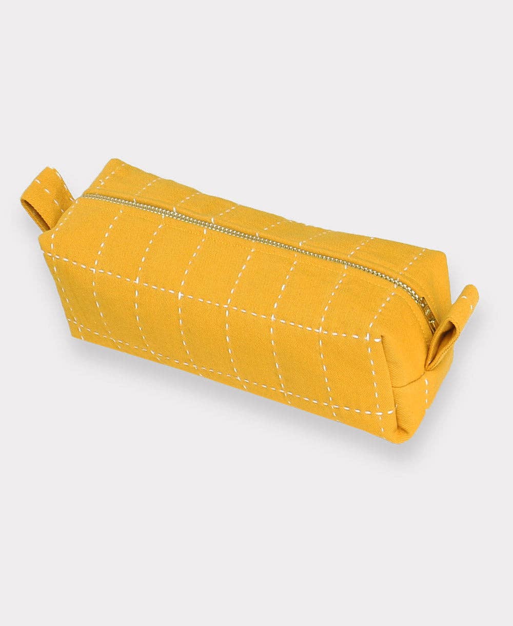 Small Grid-Stitch Toiletry Bag