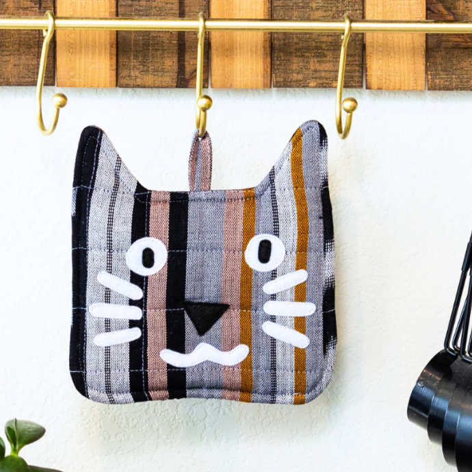 Dog/Cat Lover Kitchen Collection